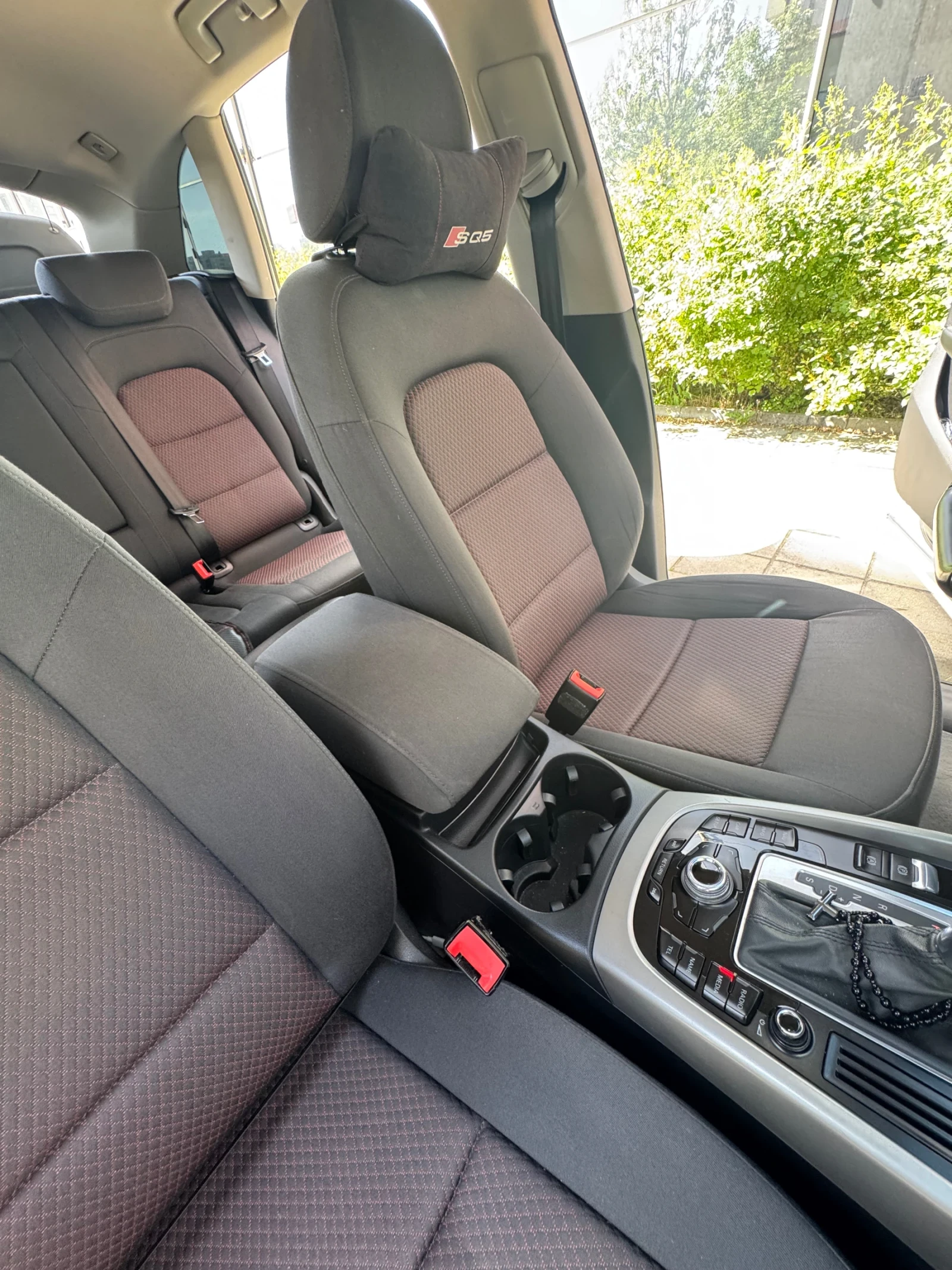 Audi Q5 2.0 tdi, снимка 7 - Автомобили и джипове - 54669449