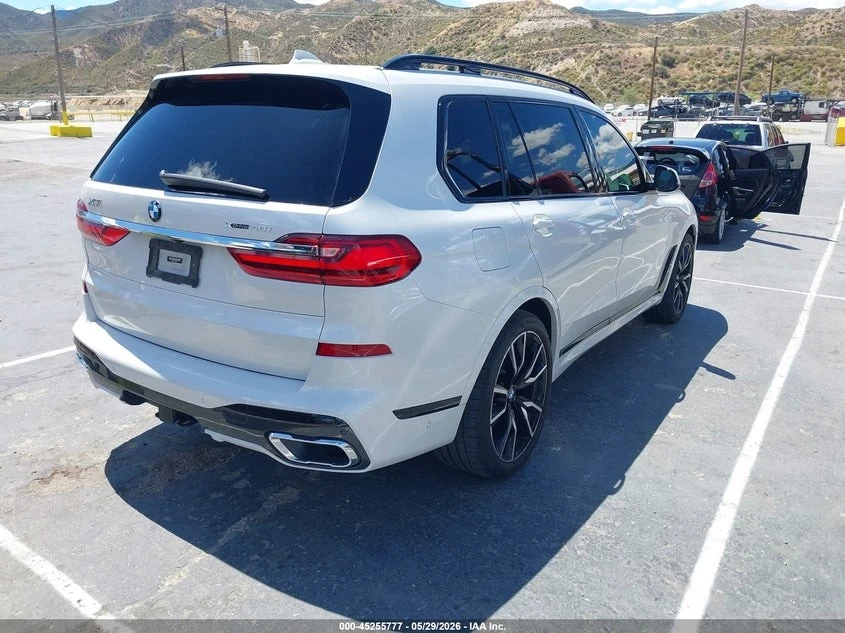BMW X7 XDRIVE40i* МПАКЕТ* LASER* ОБДУХВАНЕ* 360* КАМЕРА* , снимка 8 - Автомобили и джипове - 55051053