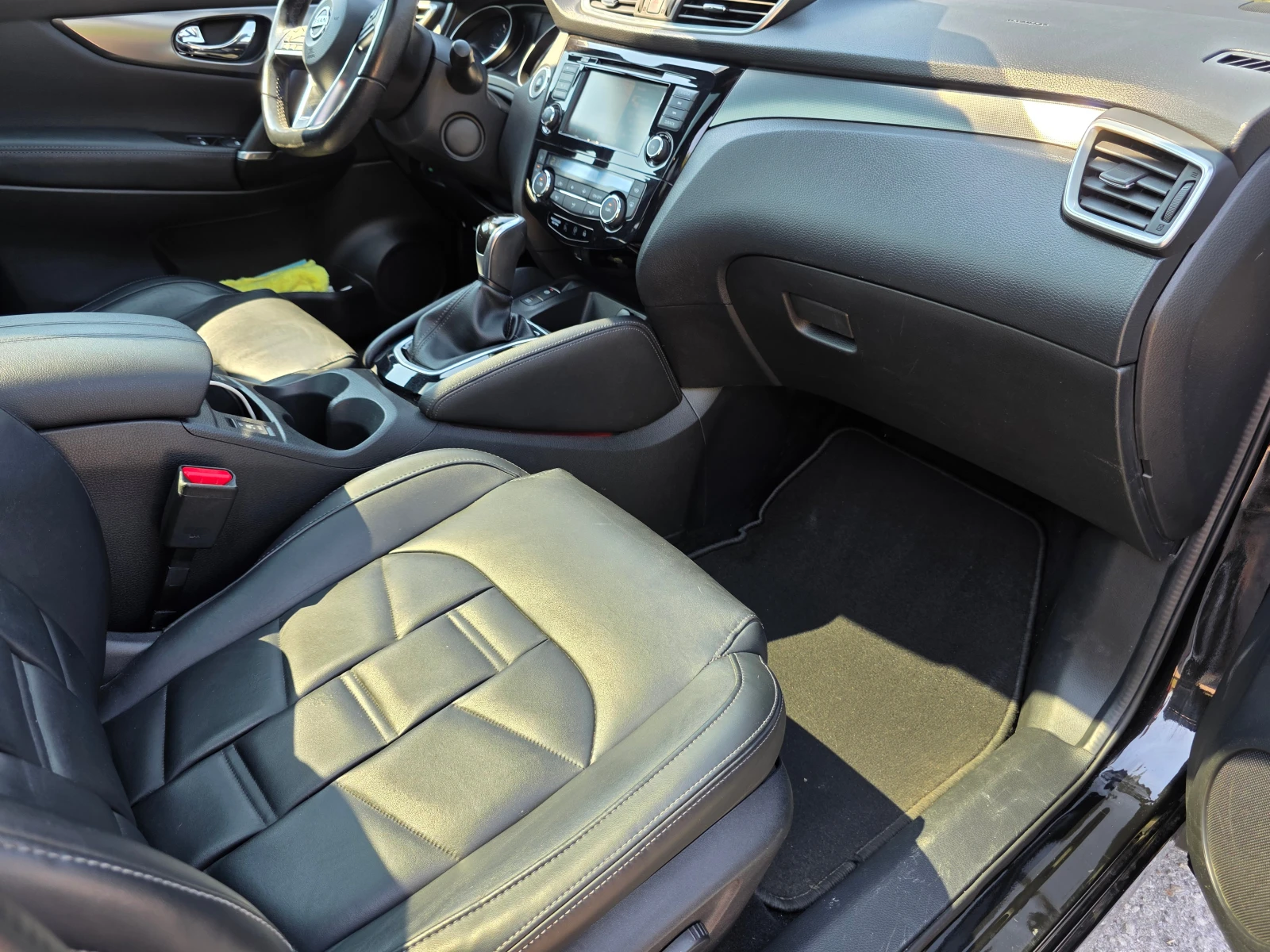 Nissan Qashqai J11 TEKNA+ , снимка 12 - Автомобили и джипове - 55703538