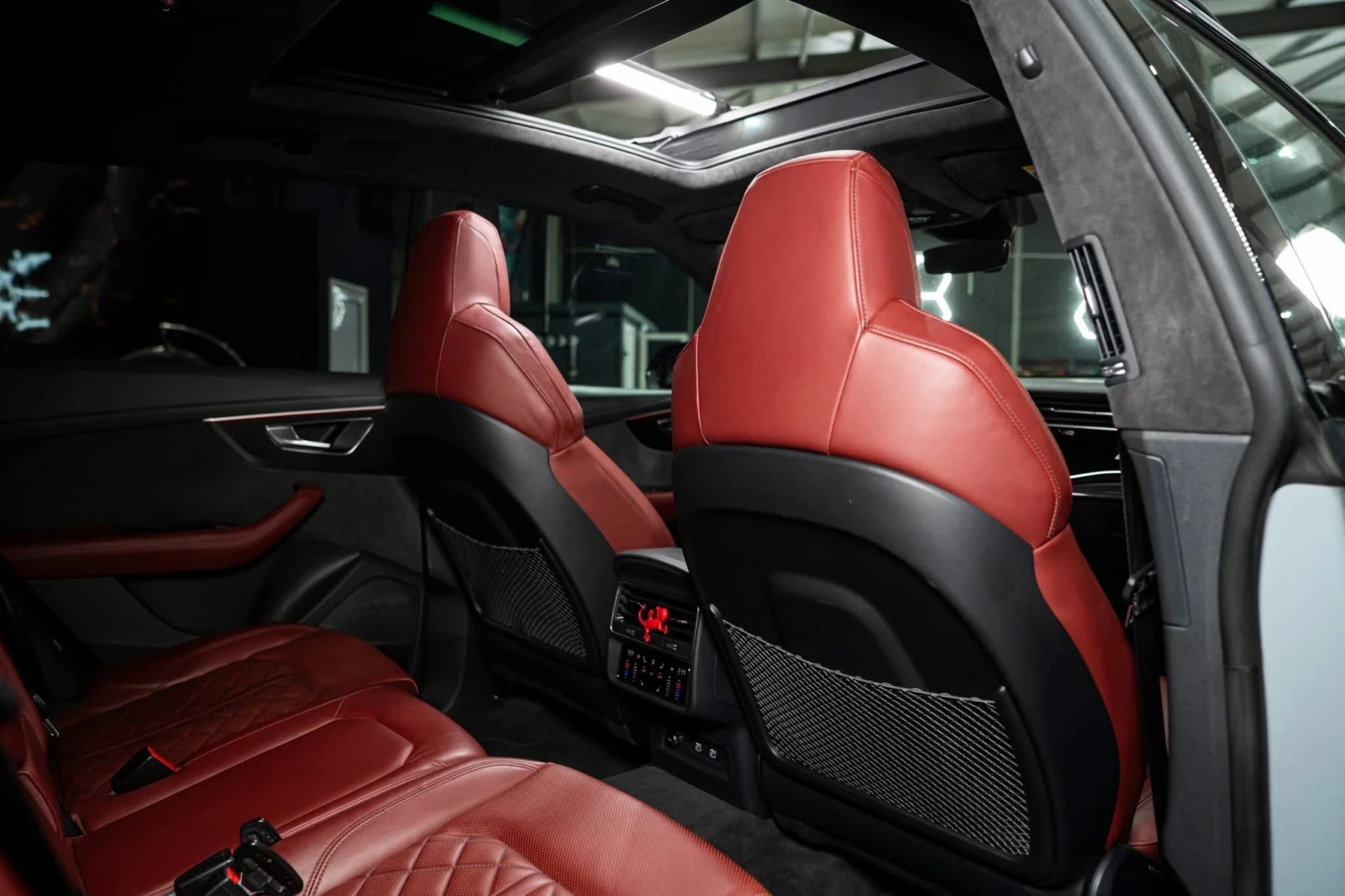 Audi SQ8 4.0D V8 MATRIX CARBON ���� B&O ������ 100% | Mobile.bg � ����������� 15