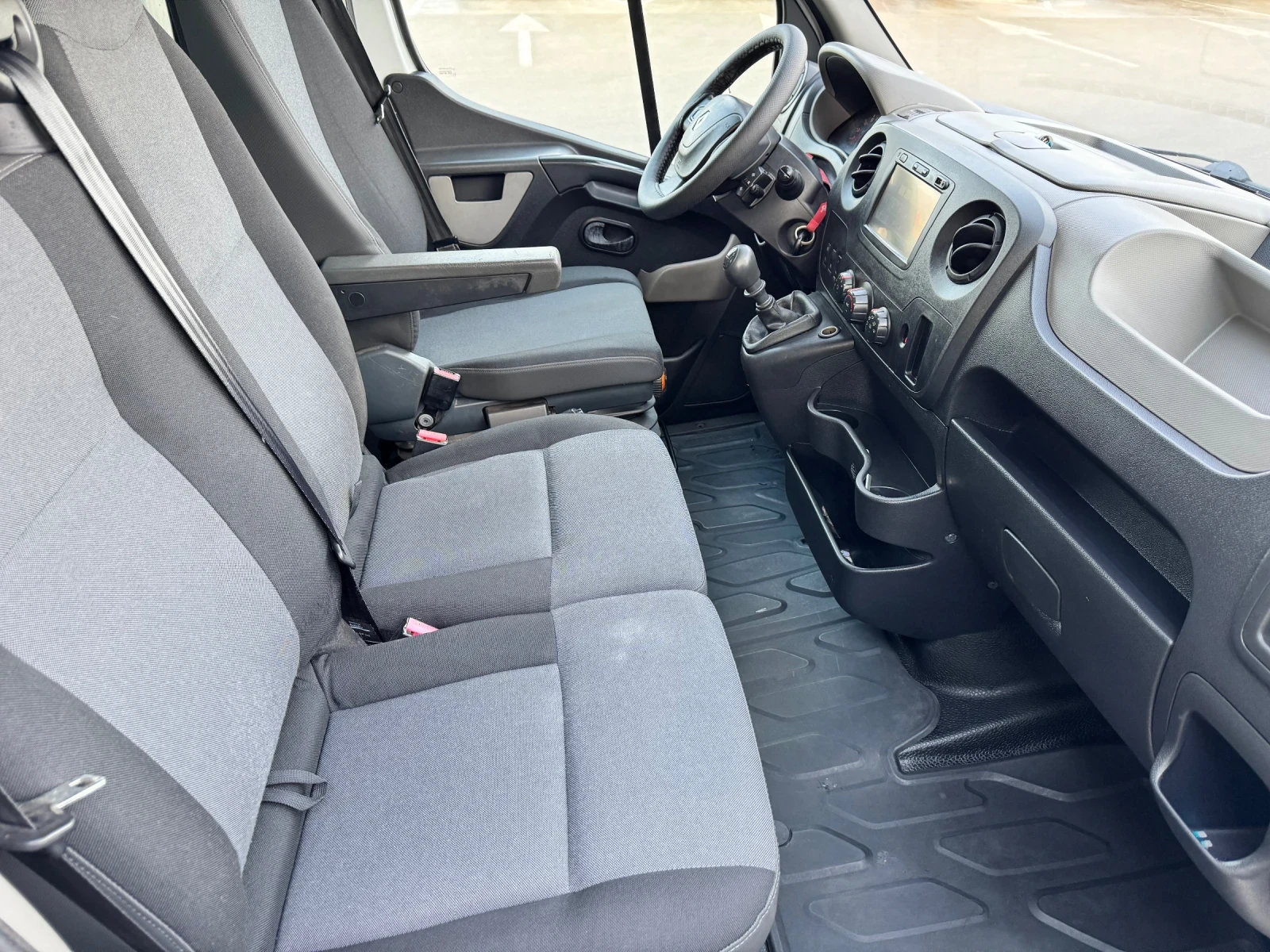 Renault Master 2.3 165hp ПАДАЩ БОРД!!!ТОП СЪСТОЯНИЕ!!!НАЛИЧЕН!!! - изображение 8