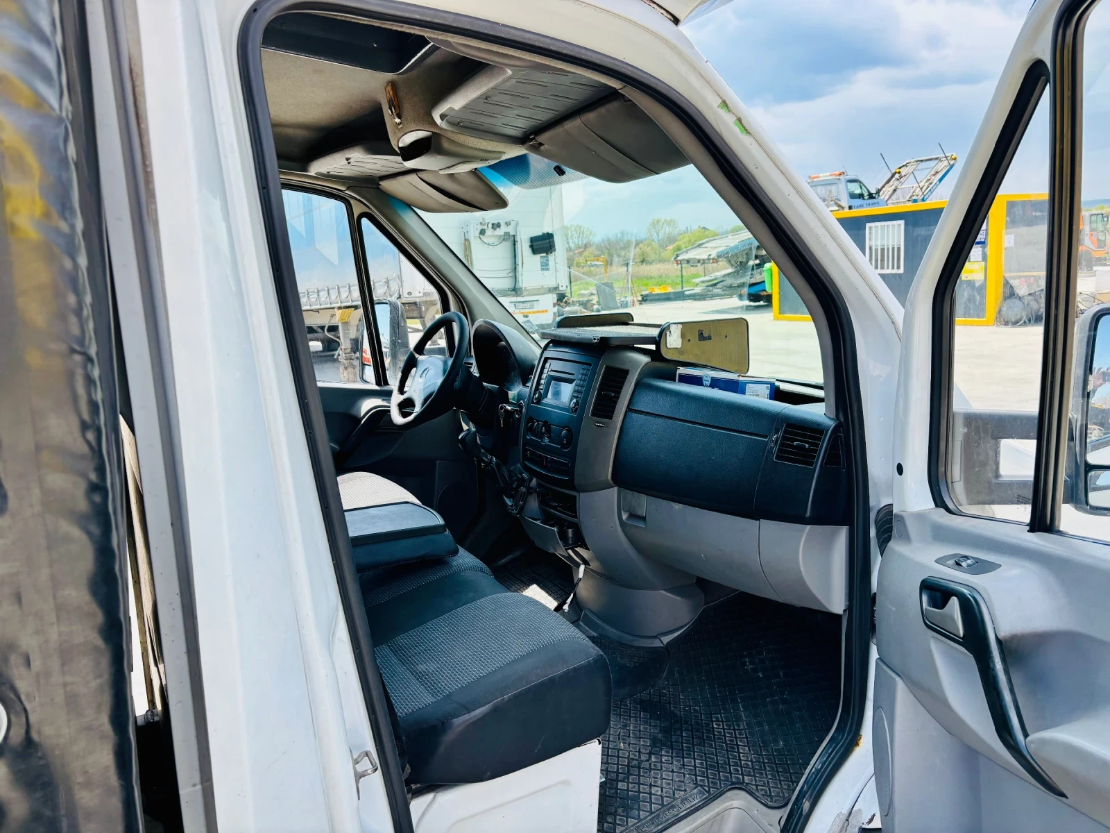 Mercedes-Benz Sprinter 313CDI 2011г   ОМ646 ГАРАНЦИЯ, снимка 7 - Бусове и автобуси - 54160623