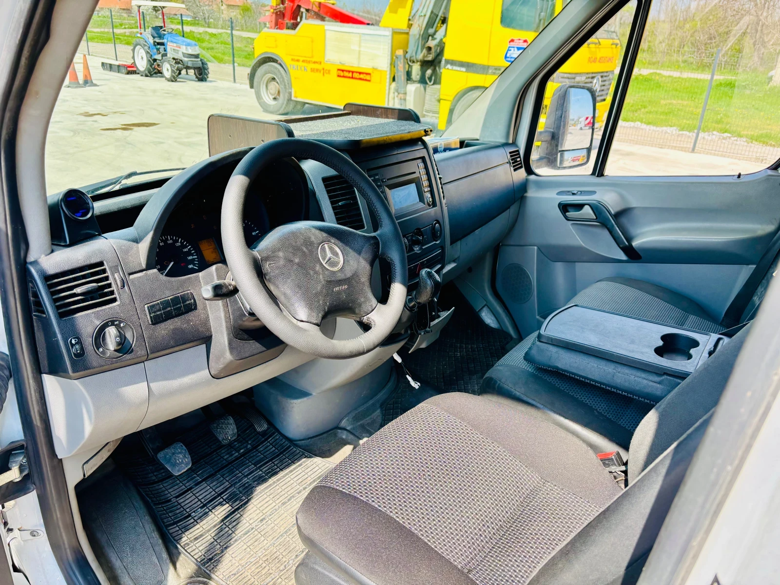 Mercedes-Benz Sprinter 313CDI 2011г   ОМ646 ГАРАНЦИЯ, снимка 6 - Бусове и автобуси - 54160623