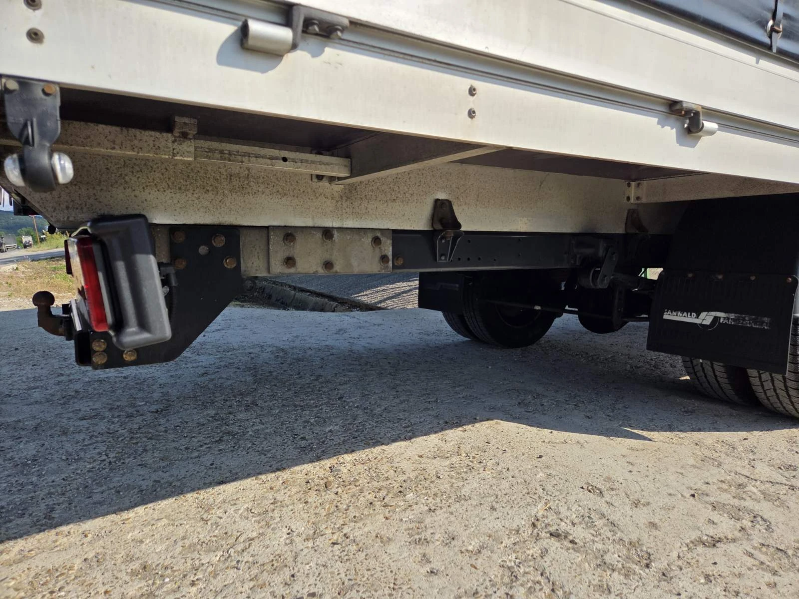 Iveco 35c17 ДО 3, 5т. 5, 20 ДЪЛЪГ, КЛИМАТИК, НОВ ВНОС ШВЕЙЦАРИ, снимка 10 - Бусове и автобуси - 55008723
