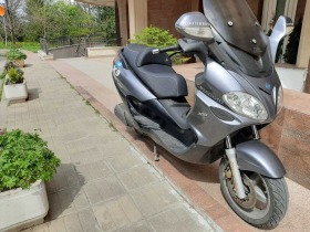 Piaggio X9, снимка 1 - Мотоциклети и мототехника - 45632670