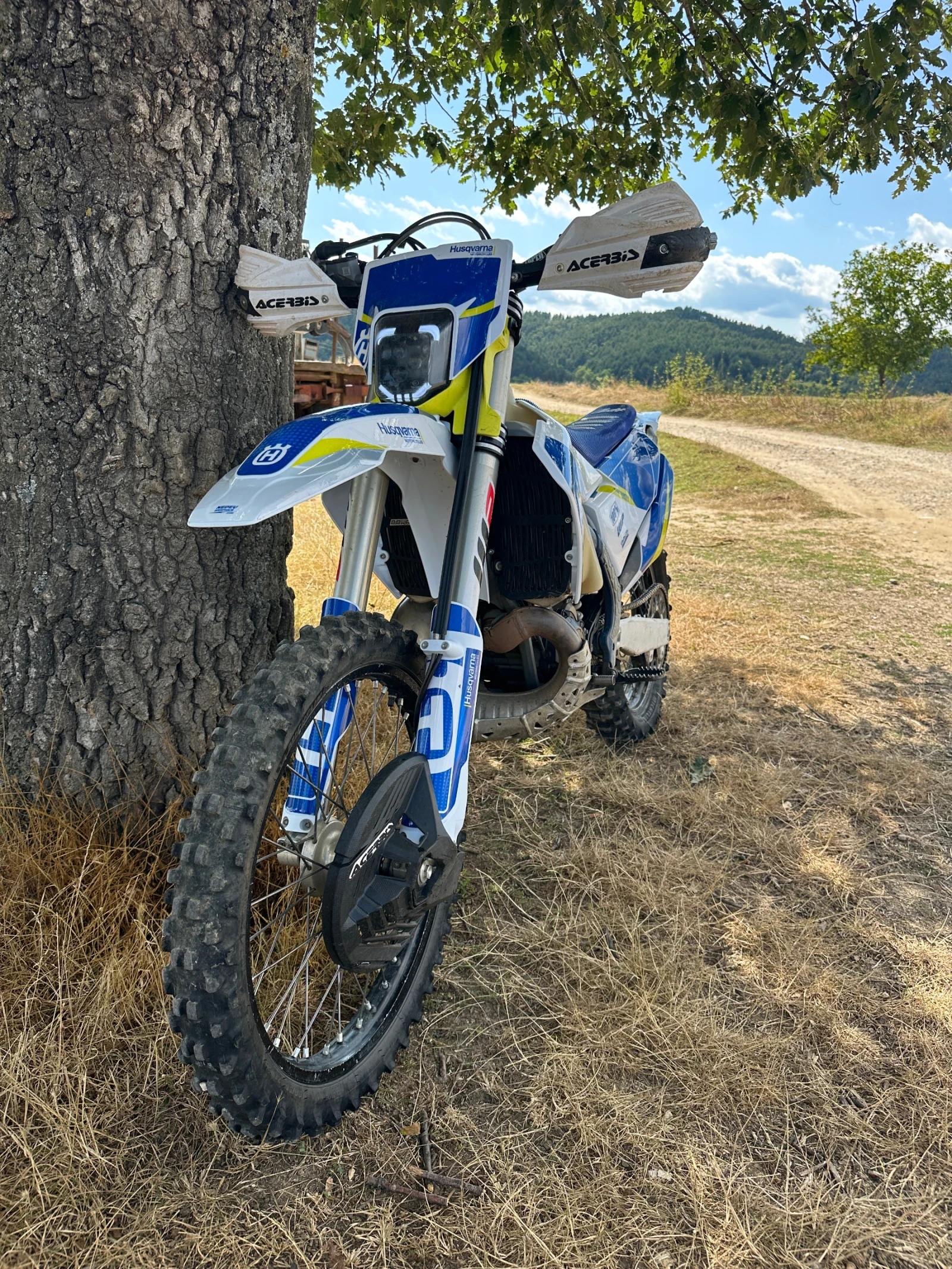 Husqvarna TE 300, снимка 4 - Мотоциклети и мототехника - 55425292