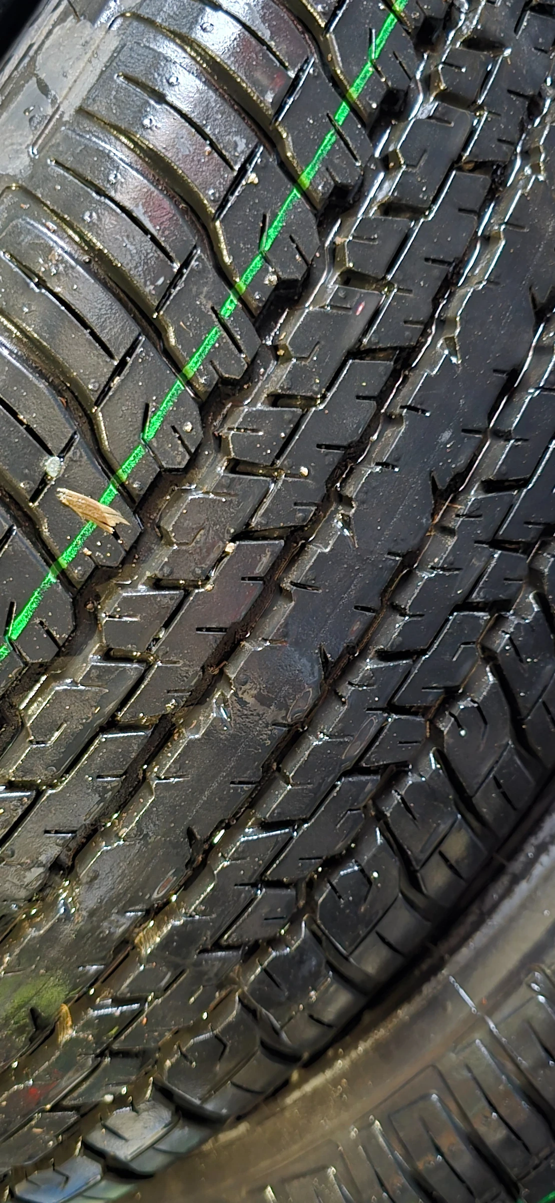 Гуми Летни 265/60R18, снимка 2 - Гуми и джанти - 54370103