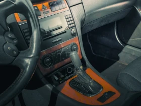 Mercedes-Benz CLK 200 compressor, снимка 7