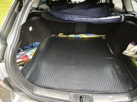 Toyota Avensis 1.8.  147kc, снимка 8
