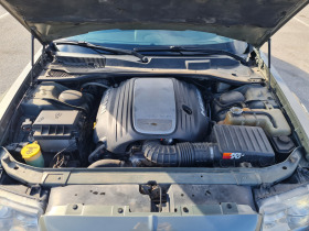 Chrysler 300c, снимка 10 - Автомобили и джипове - 45791284