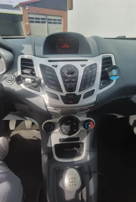 Обява за продажба на Ford Fiesta 1.4i ~5 300 лв. - изображение 11