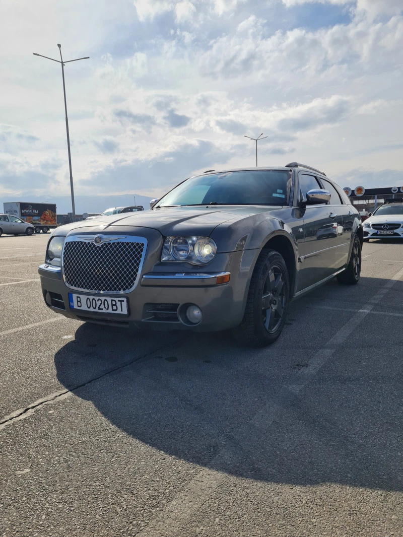 Chrysler 300c, снимка 2 - Автомобили и джипове - 47526675