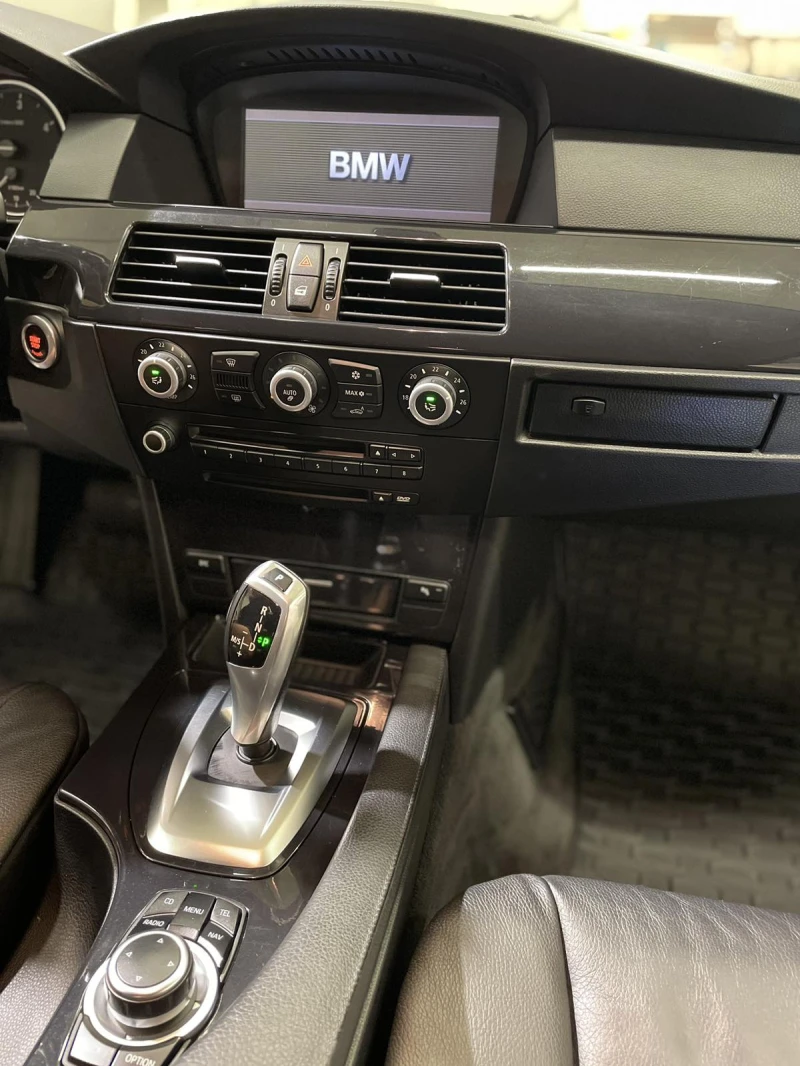 BMW 520, снимка 8 - Автомобили и джипове - 48241251