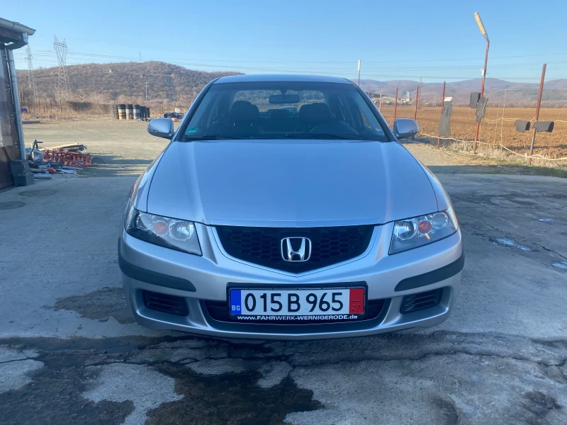 Honda Accord 2.0, снимка 2 - Автомобили и джипове - 49075317