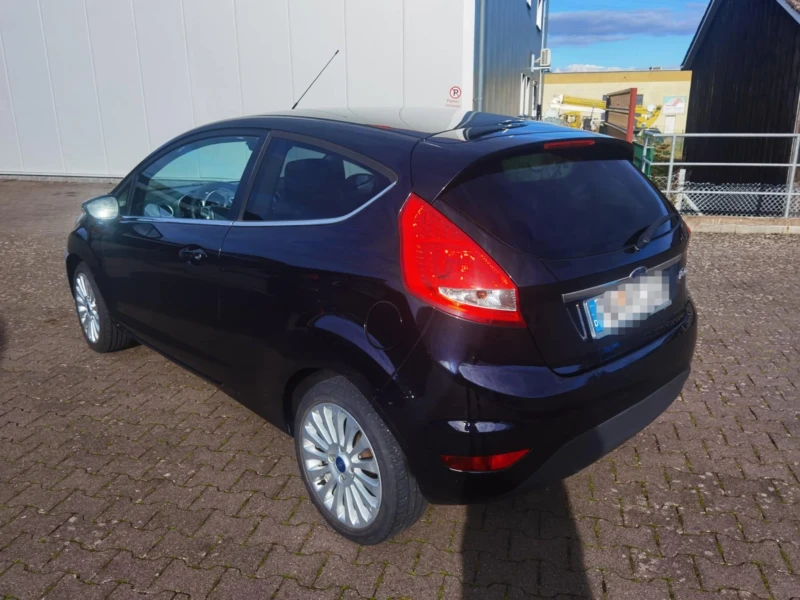 Ford Fiesta 1.4i, снимка 4 - Автомобили и джипове - 51551910