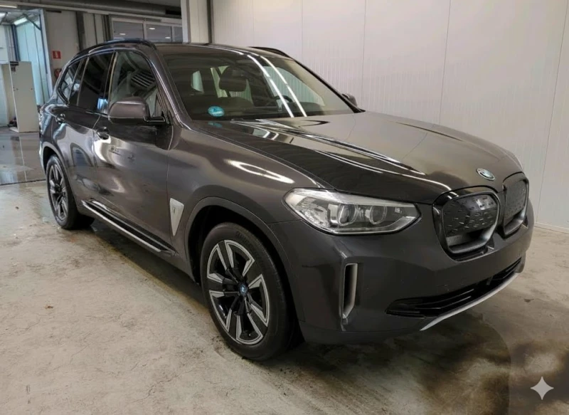 BMW iX3 74 kWh, снимка 2 - Автомобили и джипове - 52292599