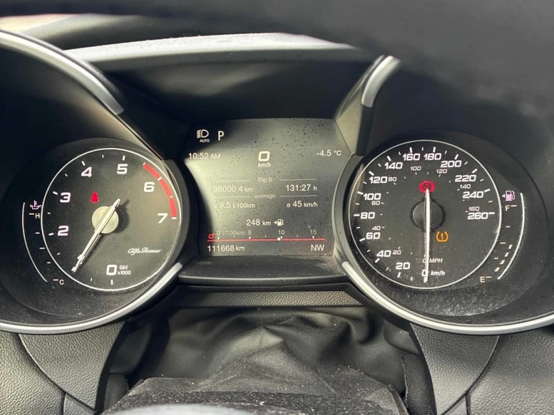 Alfa Romeo Giulia * TI SPORT * CARFAX * , снимка 8 - Автомобили и джипове - 53027559