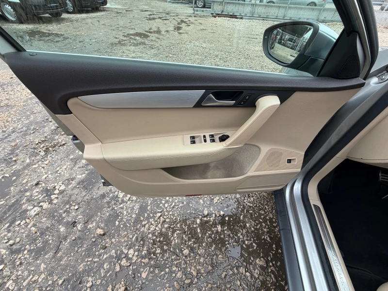 VW Alltrack 2.0TDI* FULL* 4MOTION, снимка 8 - Автомобили и джипове - 53439561