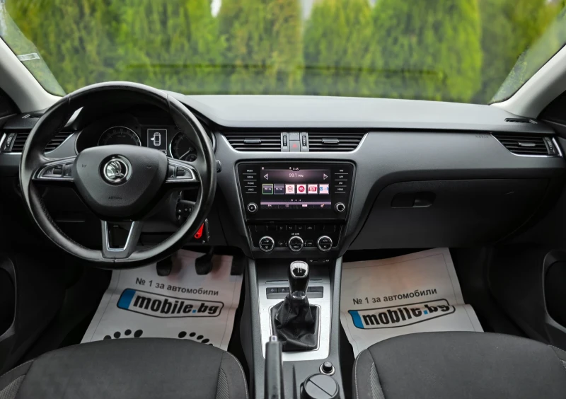 Skoda Octavia 1.6TDI 115hp * NAVI * EURO6 * , снимка 10 - Автомобили и джипове - 53486312