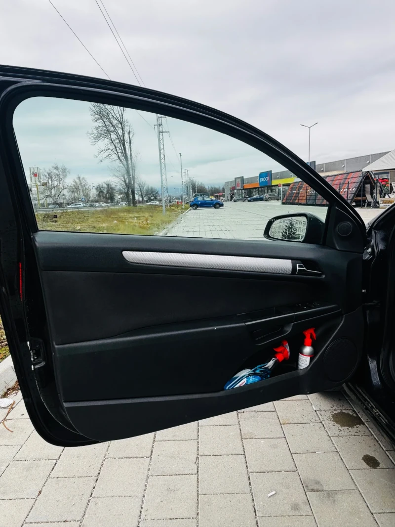 Opel Astra GTC 1.9 16v, снимка 8 - Автомобили и джипове - 53505398