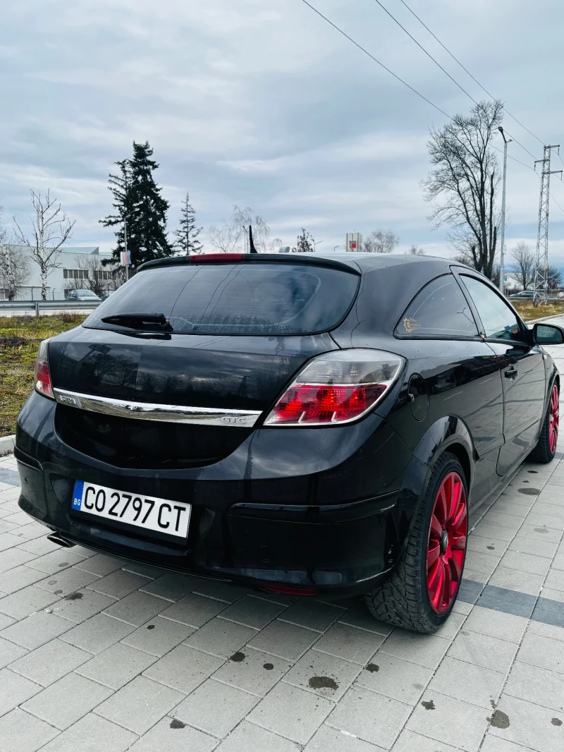 Opel Astra GTC 1.9 16v, снимка 4 - Автомобили и джипове - 53505398