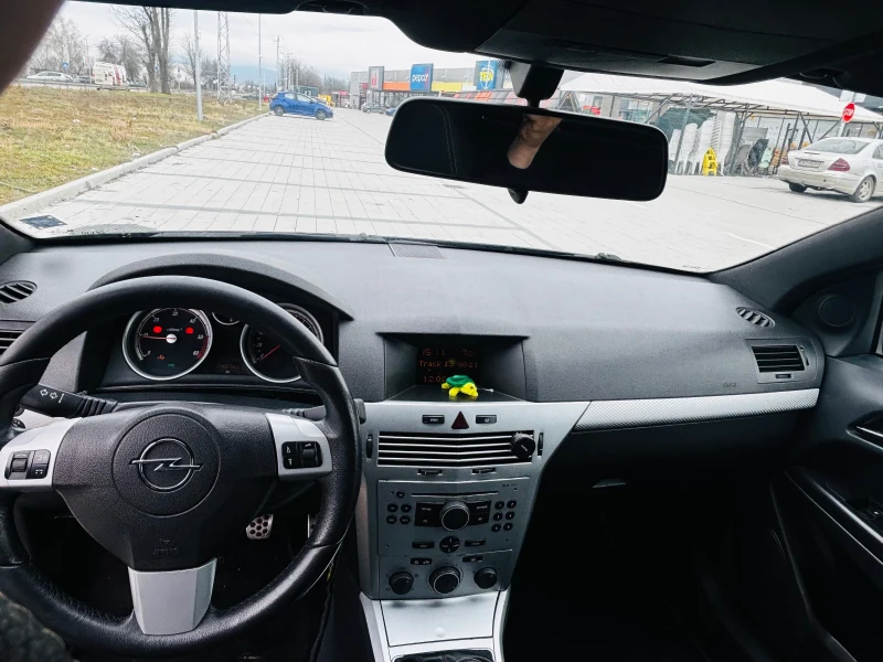 Opel Astra GTC 1.9 16v, снимка 6 - Автомобили и джипове - 53505398
