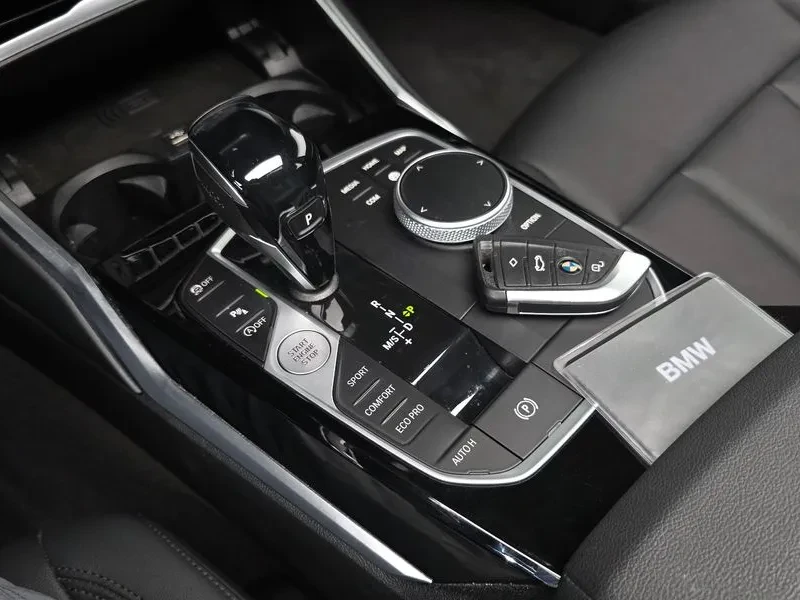 BMW 320, снимка 8 - Автомобили и джипове - 54909705