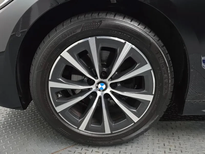 BMW 320, снимка 4 - Автомобили и джипове - 54909705