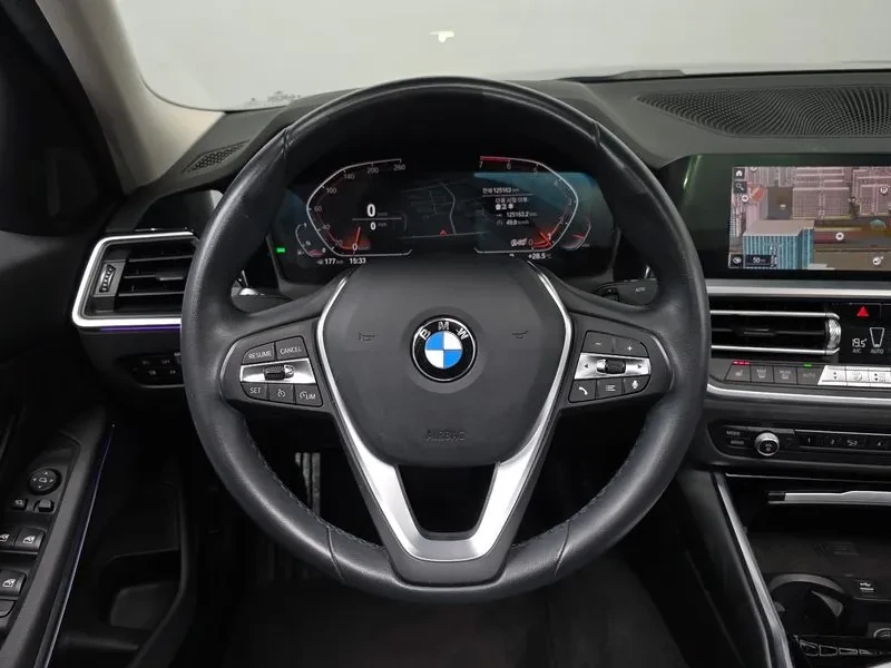 BMW 320, снимка 13 - Автомобили и джипове - 54909705
