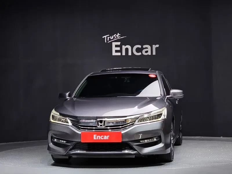 Honda Accord 2.4 9Th Generation, снимка 7 - Автомобили и джипове - 56021164