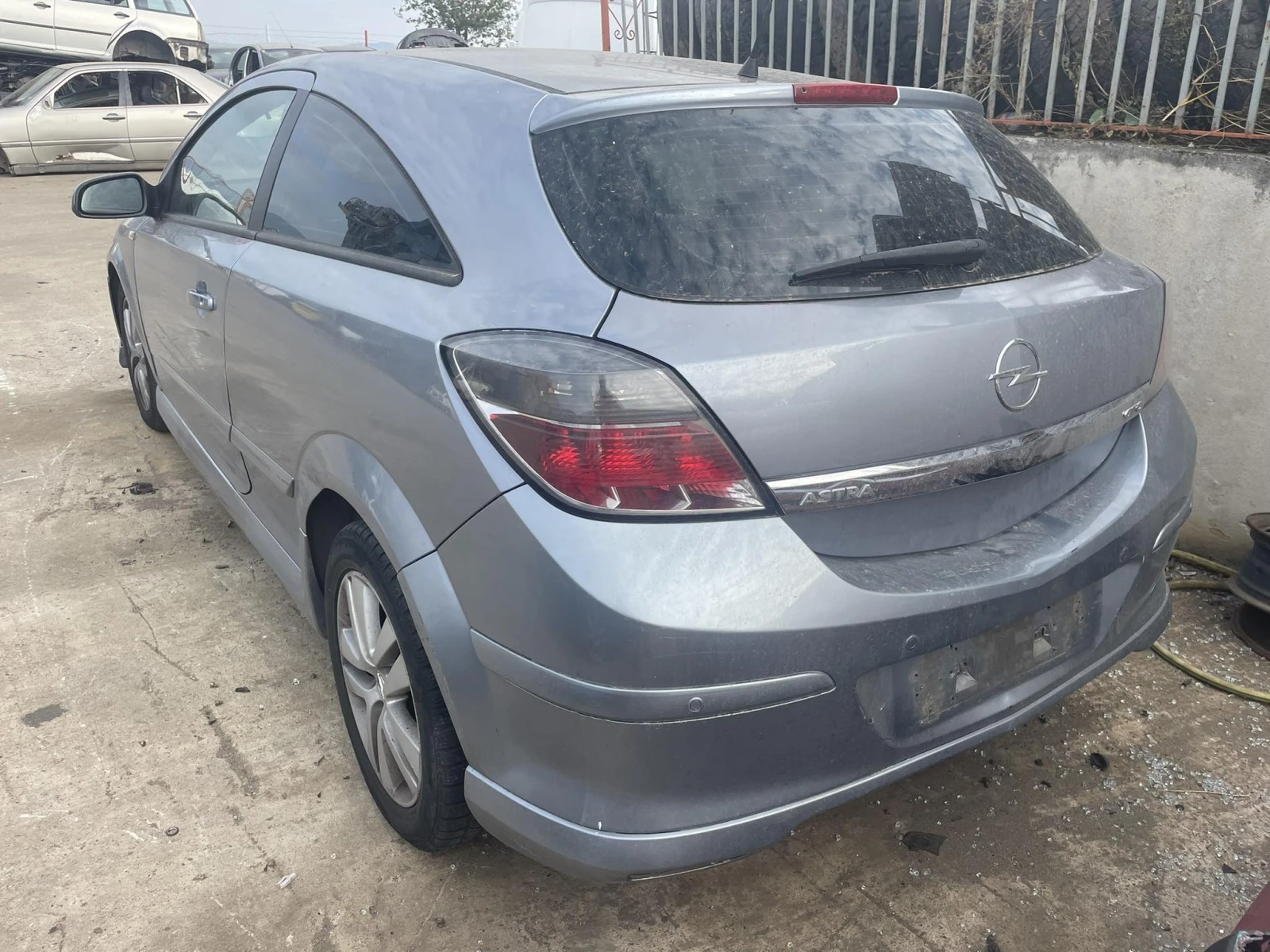 Opel Astra 1.7 - изображение 4