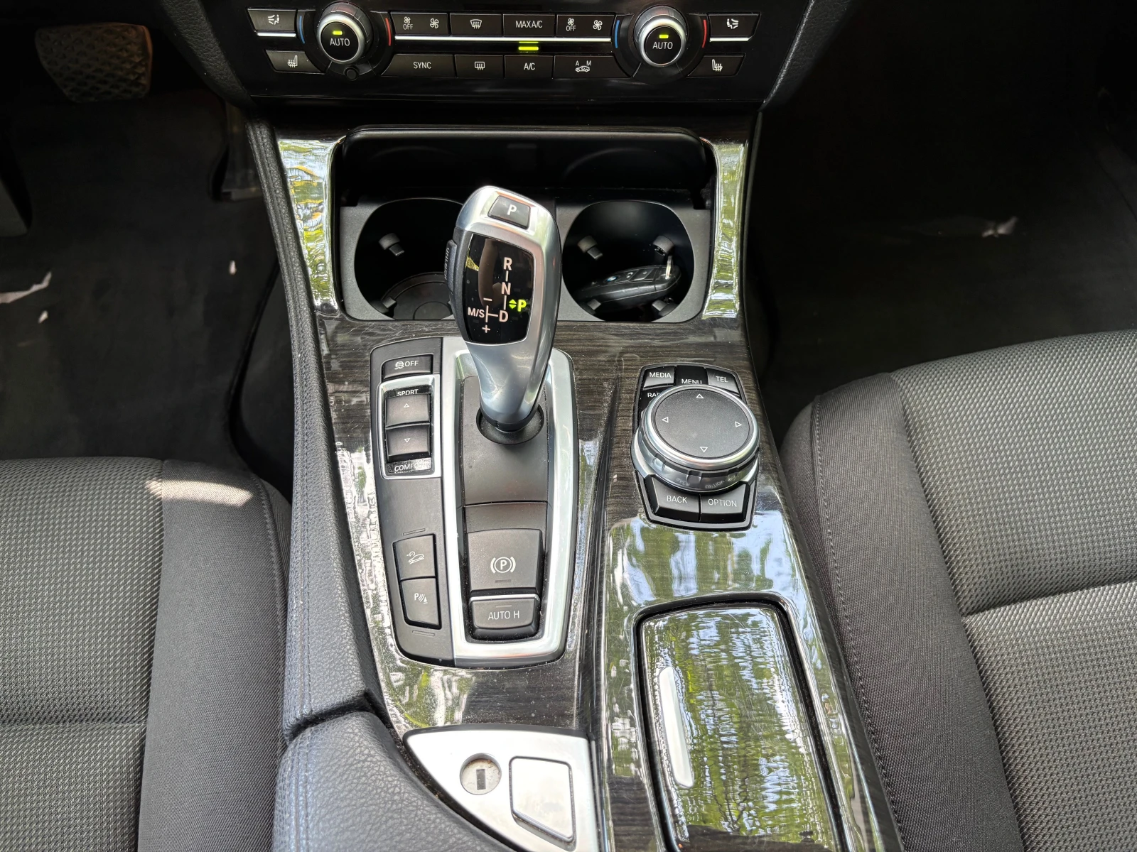 BMW 520 2.0d-XDRIVE* * *  | Mobile.bg   13