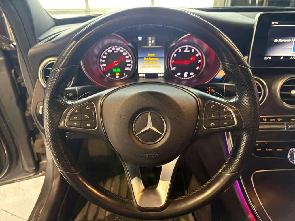 Mercedes-Benz C 300 * 4MATIC Sedan* NO ACCIDENTS* 11 SERVICE RECORDS * | Mobile.bg � ����������� 10