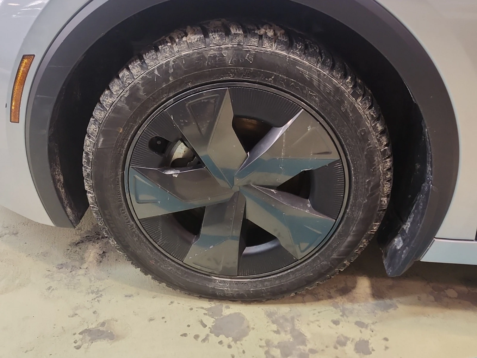 Toyota Prius PLUG-IN HYBRID * * CARFAX * * АВТО КРЕДИТ * * , снимка 8 - Автомобили и джипове - 54083426