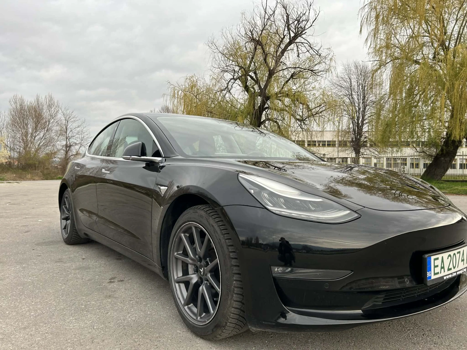 Tesla Model 3 DUAL MOTOR LONG RANGE FSD СМЕНЕНА БАТЕРИЯ, снимка 4 - Автомобили и джипове - 54175814