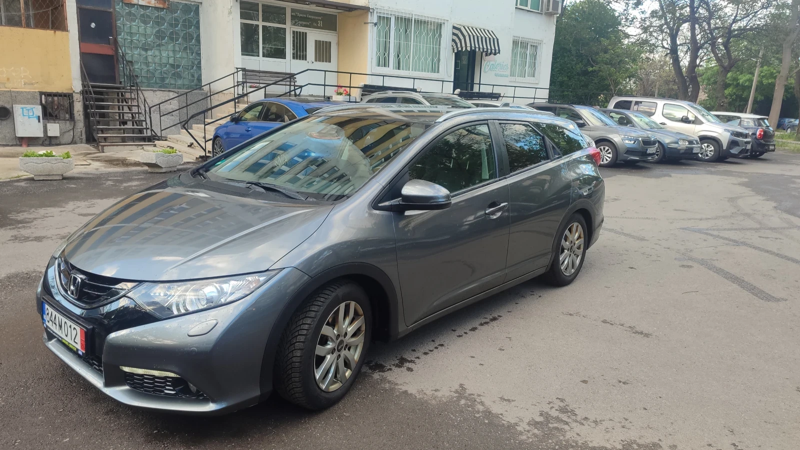 Honda Civic 1.8 Tourer - кожен салон, снимка 2 - Автомобили и джипове - 54558957