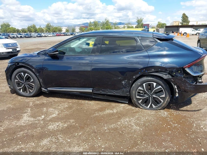Kia EV6 Wind, снимка 6 - Автомобили и джипове - 54906594