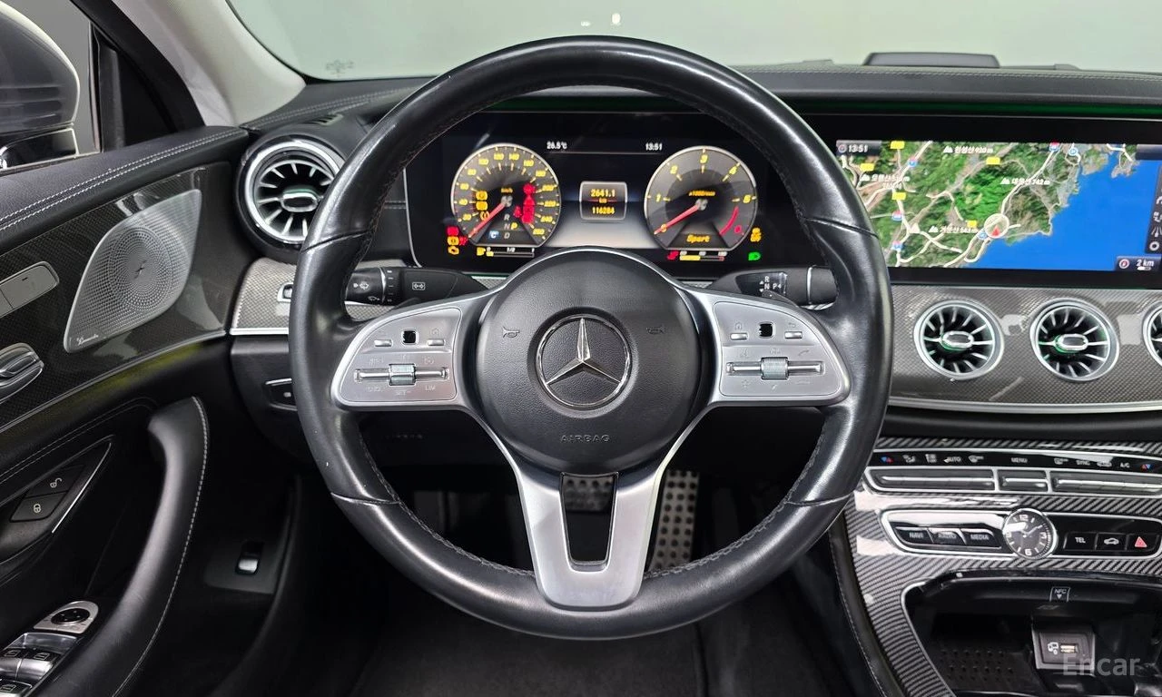 Mercedes-Benz CLS 300 d* AMG LINE* ПОДГРЕВ* BURMESTER, снимка 4 - Автомобили и джипове - 54967176