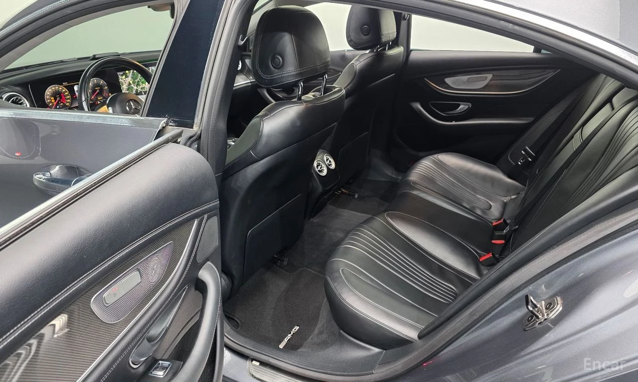 Mercedes-Benz CLS 300 d* AMG LINE* ПОДГРЕВ* BURMESTER, снимка 9 - Автомобили и джипове - 54967176