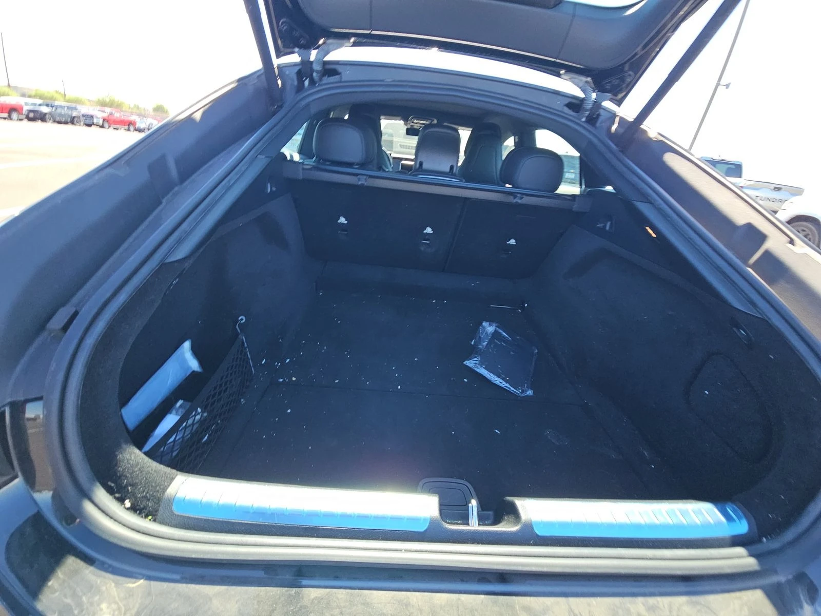Mercedes-Benz EQS, снимка 16 - Автомобили и джипове - 55323386