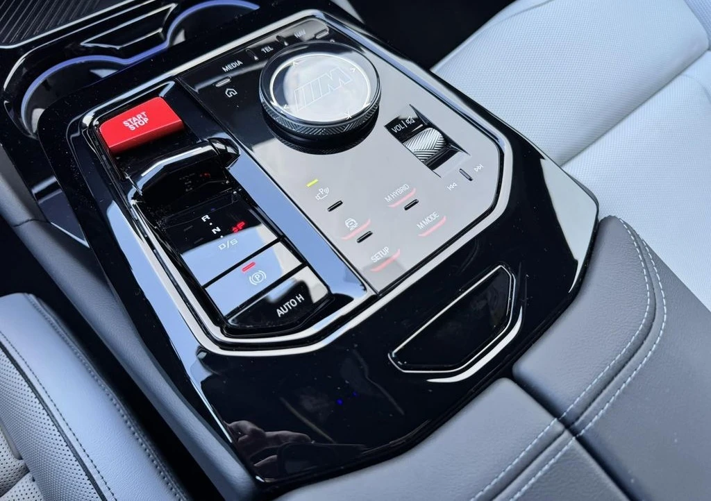 BMW M5 xDrive 4.4 V8 Plug-In Hybrid ������-1.6/1.9�-100�� | Mobile.bg � ����������� 9