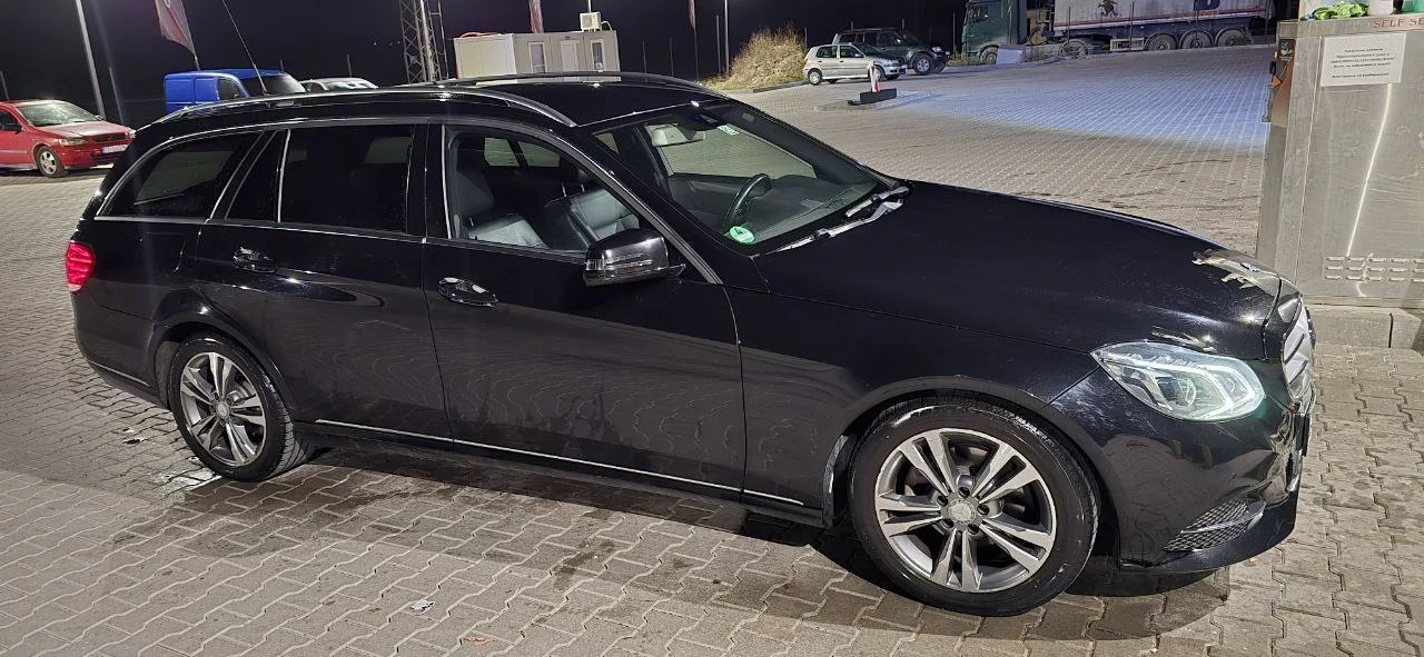 Mercedes-Benz E 220 W212, снимка 2 - Автомобили и джипове - 55350542