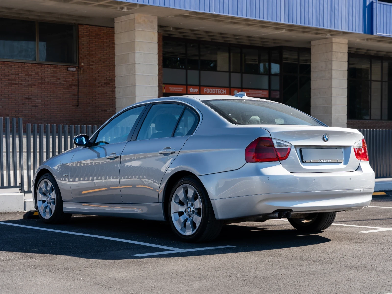 BMW 325, снимка 14 - Автомобили и джипове - 55636647