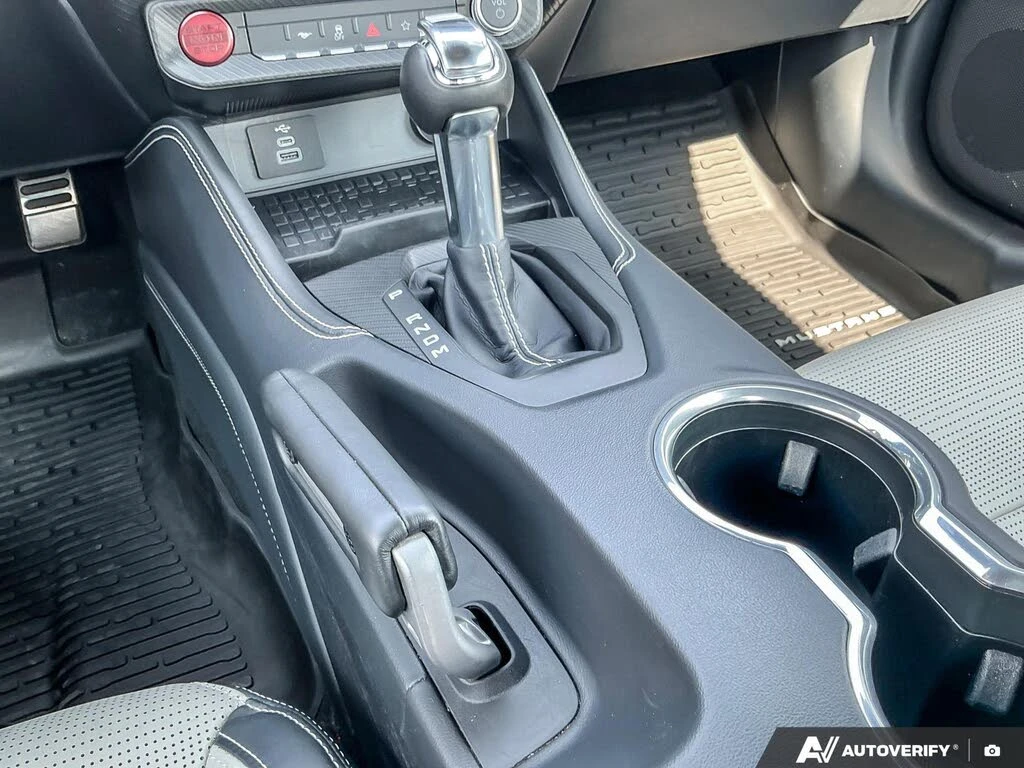 Ford Mustang 5.0 GT Fastback* ПОДГРЕВ* КАМЕРА* КРАЙНА ЦЕНА* , снимка 13 - Автомобили и джипове - 55664702