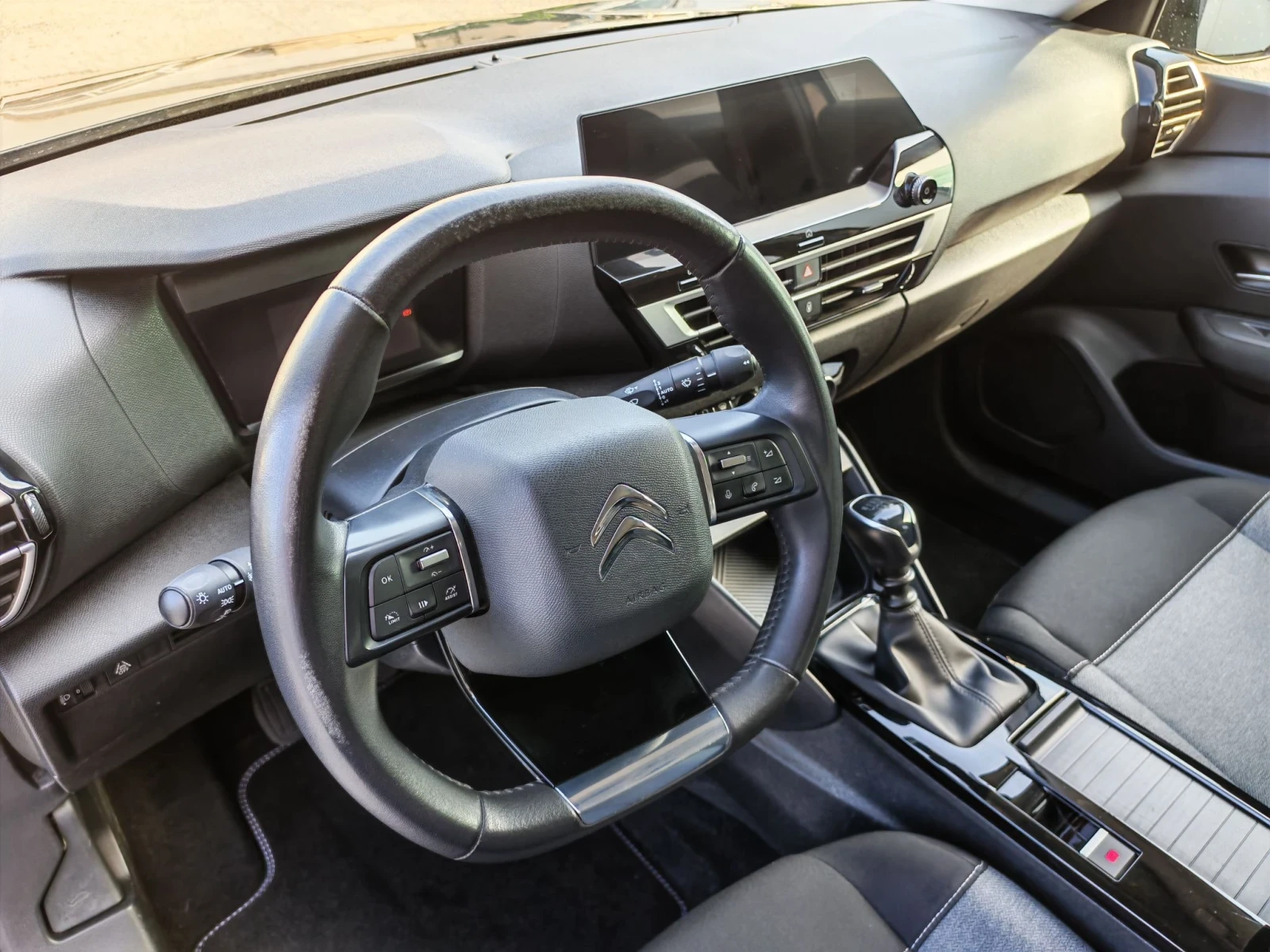 Citroen C4 10.2022г, снимка 15 - Автомобили и джипове - 55803483