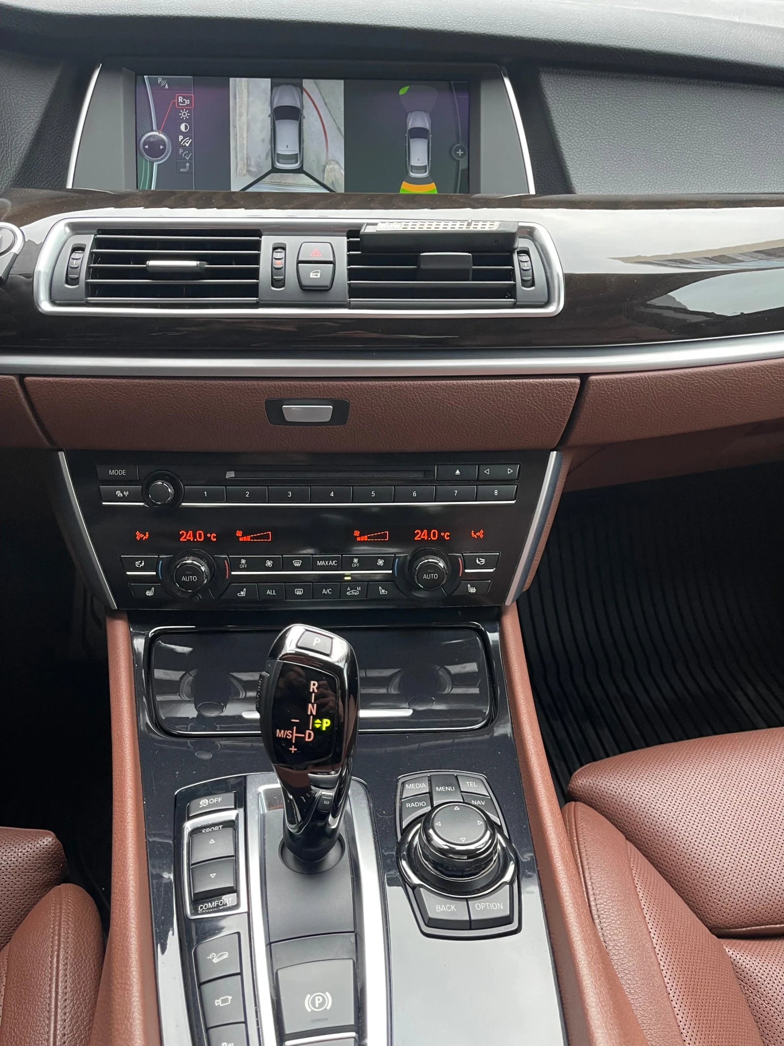 BMW 5 Gran Turismo 530 xDrive 258 к.с., снимка 8 - Автомобили и джипове - 56087444