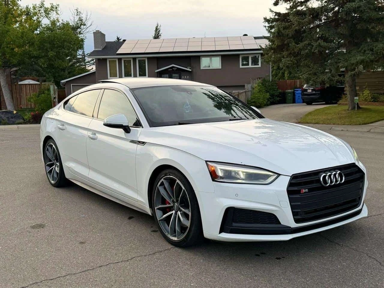 Audi S5 * quattro Premium Plus * CARFAX * ОПЦИЯ ЗА ФИНАНСИ