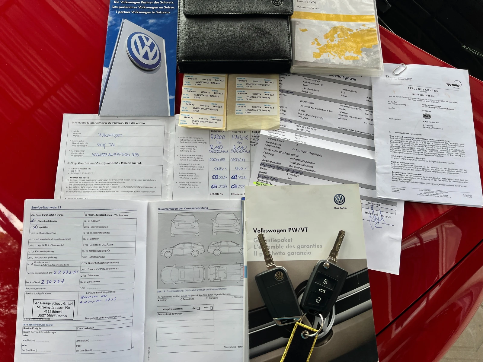 VW Golf 1.4i AВТОМАТИК, снимка 11 - Автомобили и джипове - 56617968
