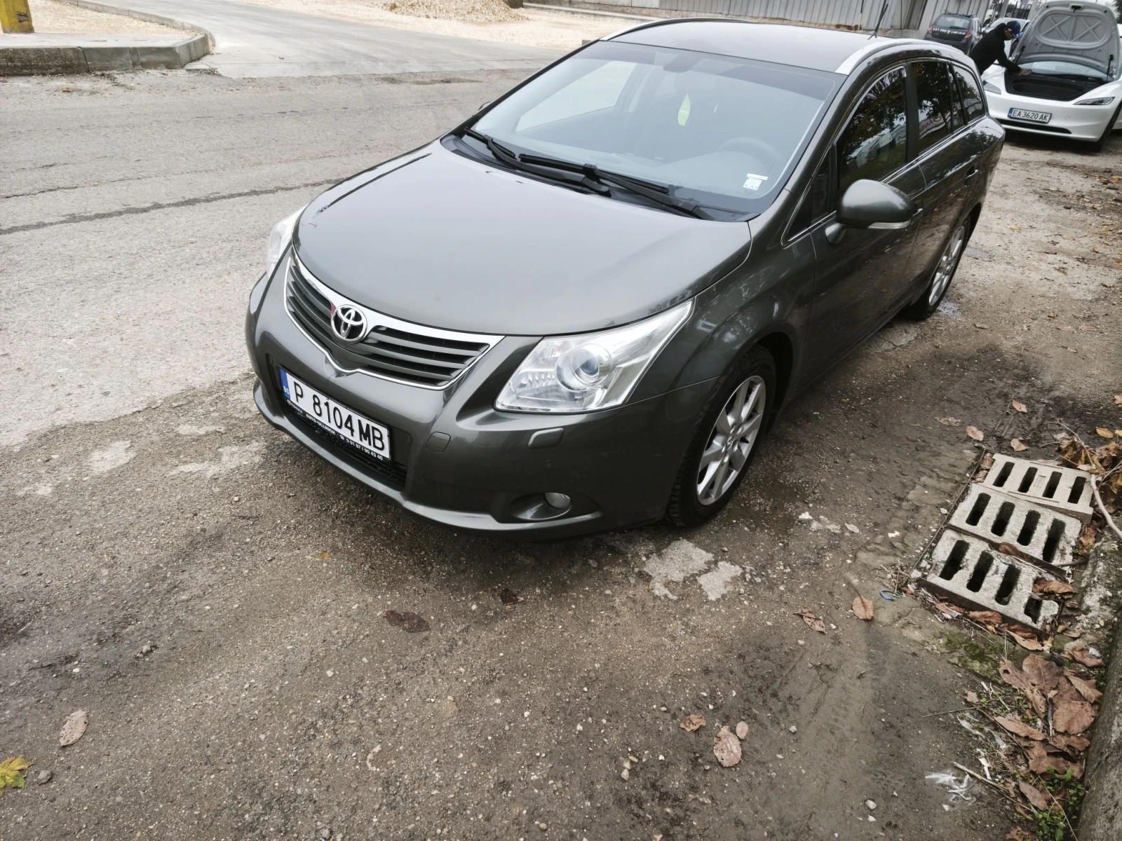 Toyota Avensis 1.8.  147kc