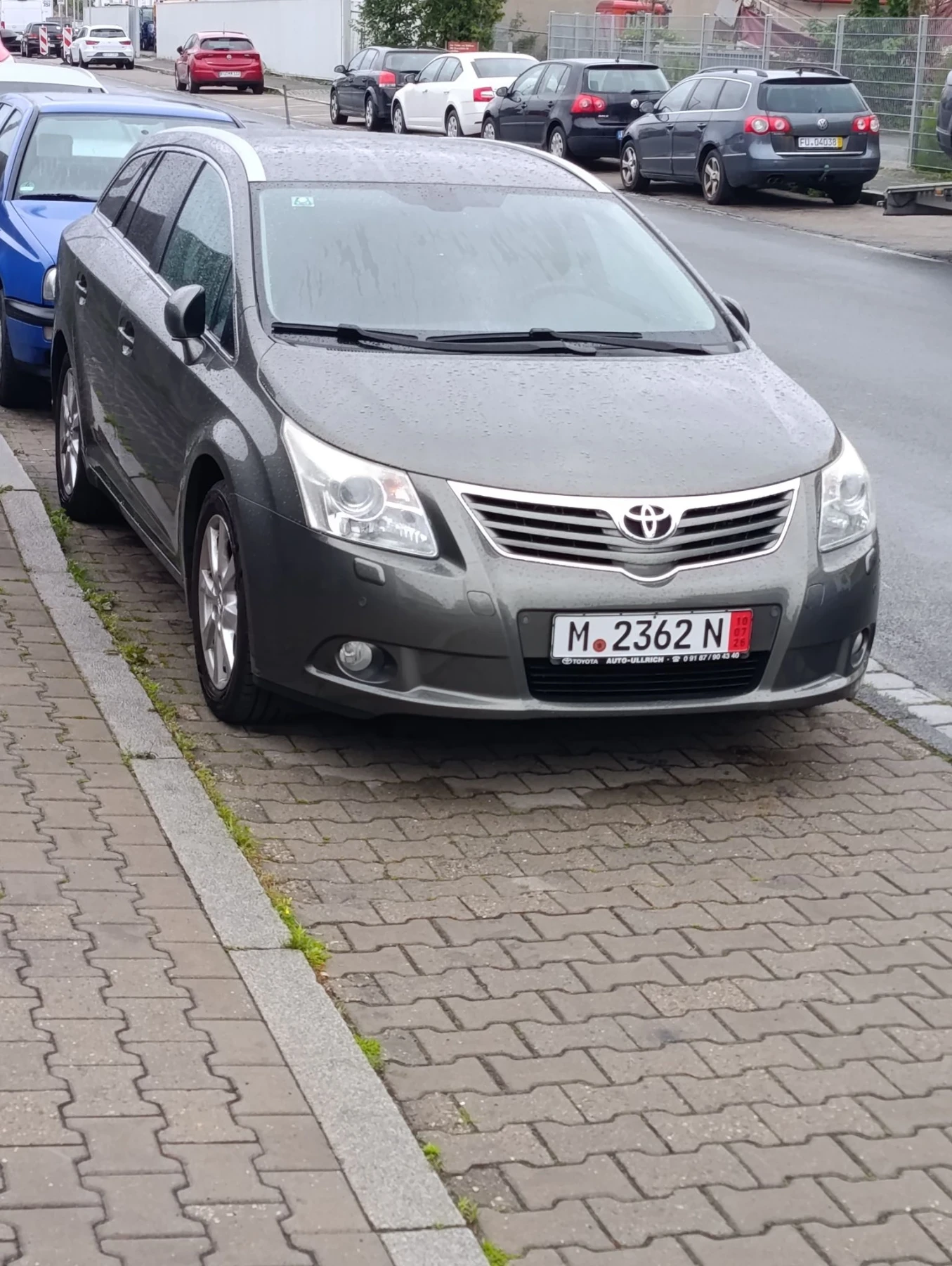 Toyota Avensis 1.8.  147kc, снимка 16 - Автомобили и джипове - 56644575
